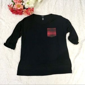 Stretchy Scoop Neck Top with High Low Hem